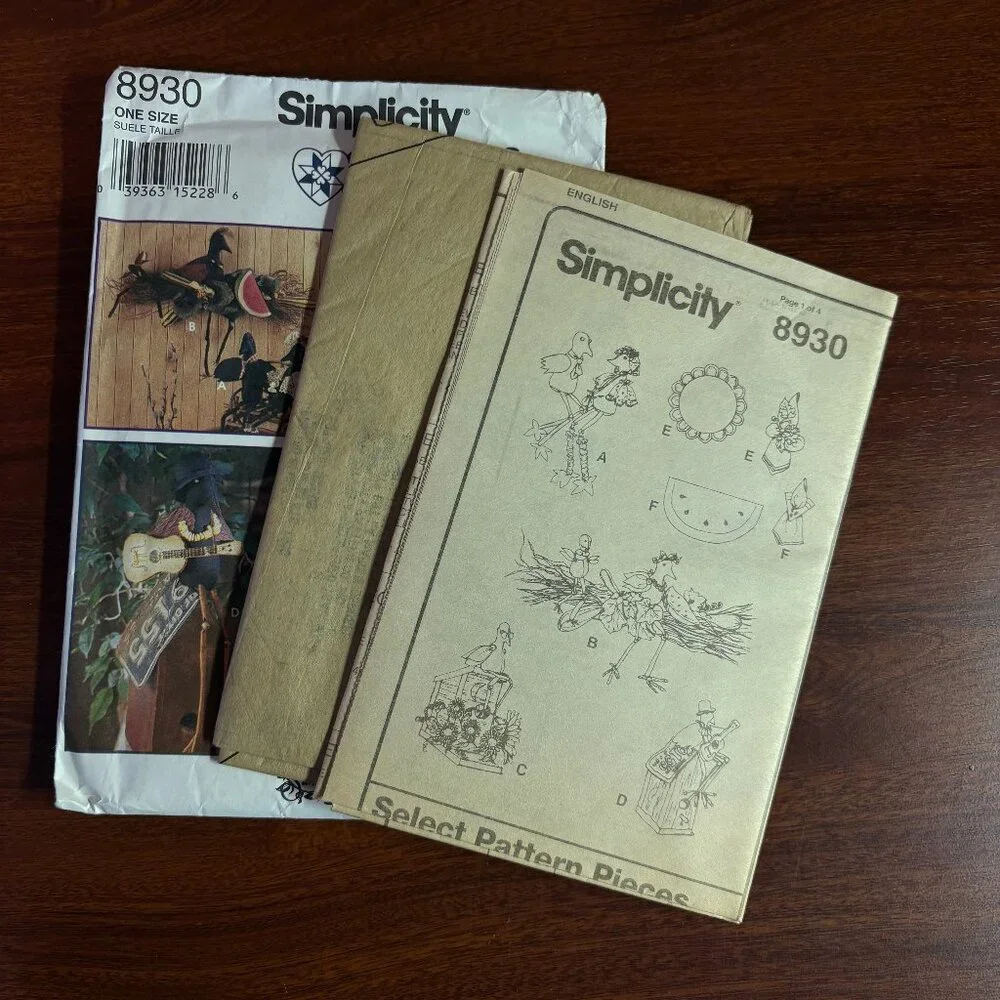 Simplicity Crafts Pattern 8930 for Crow Decorations & Place Mats